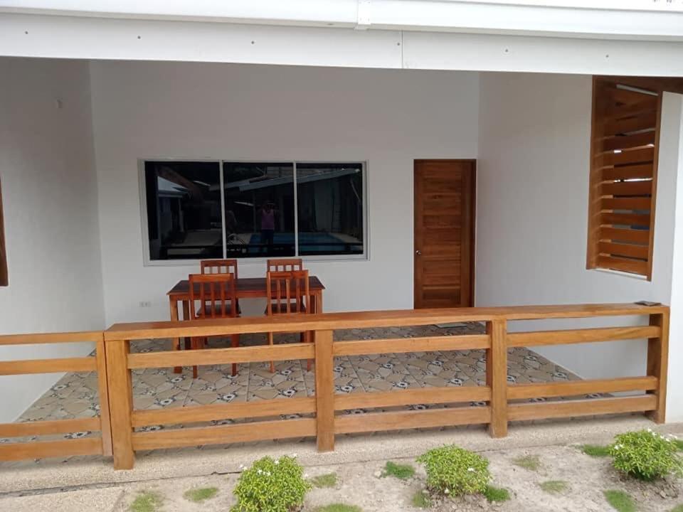 Badi'S Place Moalboal Εξωτερικό φωτογραφία
