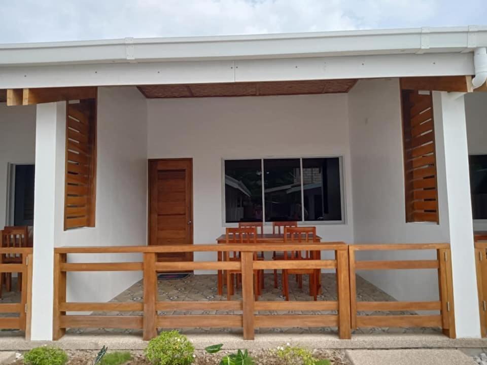 Badi'S Place Moalboal Εξωτερικό φωτογραφία