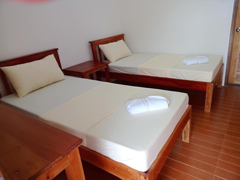 Badi'S Place Moalboal Εξωτερικό φωτογραφία