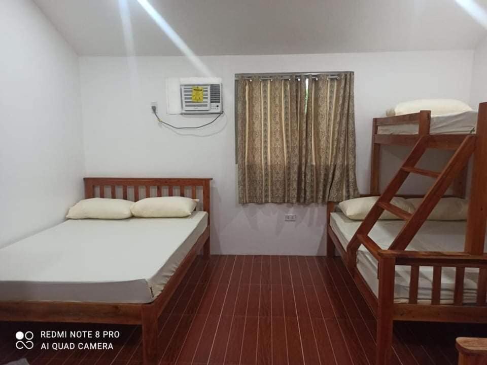 Badi'S Place Moalboal Εξωτερικό φωτογραφία